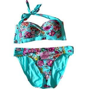 Kenneth Cole Reaction Two Piece Swimsuit XL